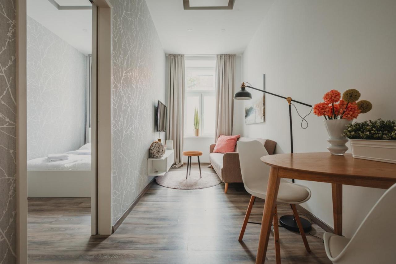 וינה Zeus Design Apartments Sweet Home מראה חיצוני תמונה
